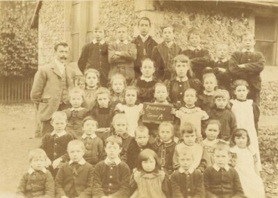 Holy Trinity School 1905